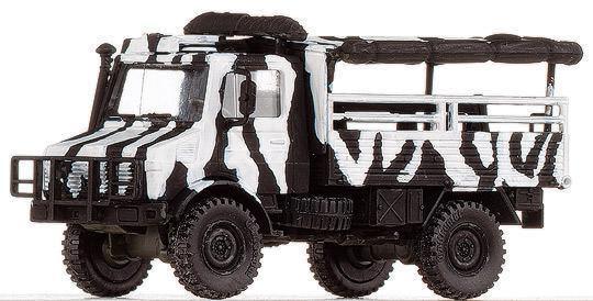 Unimog 1300 Safari Park<br /><a href='images/pictures/Roco/4107.jpg' target='_blank'>Full size image</a>